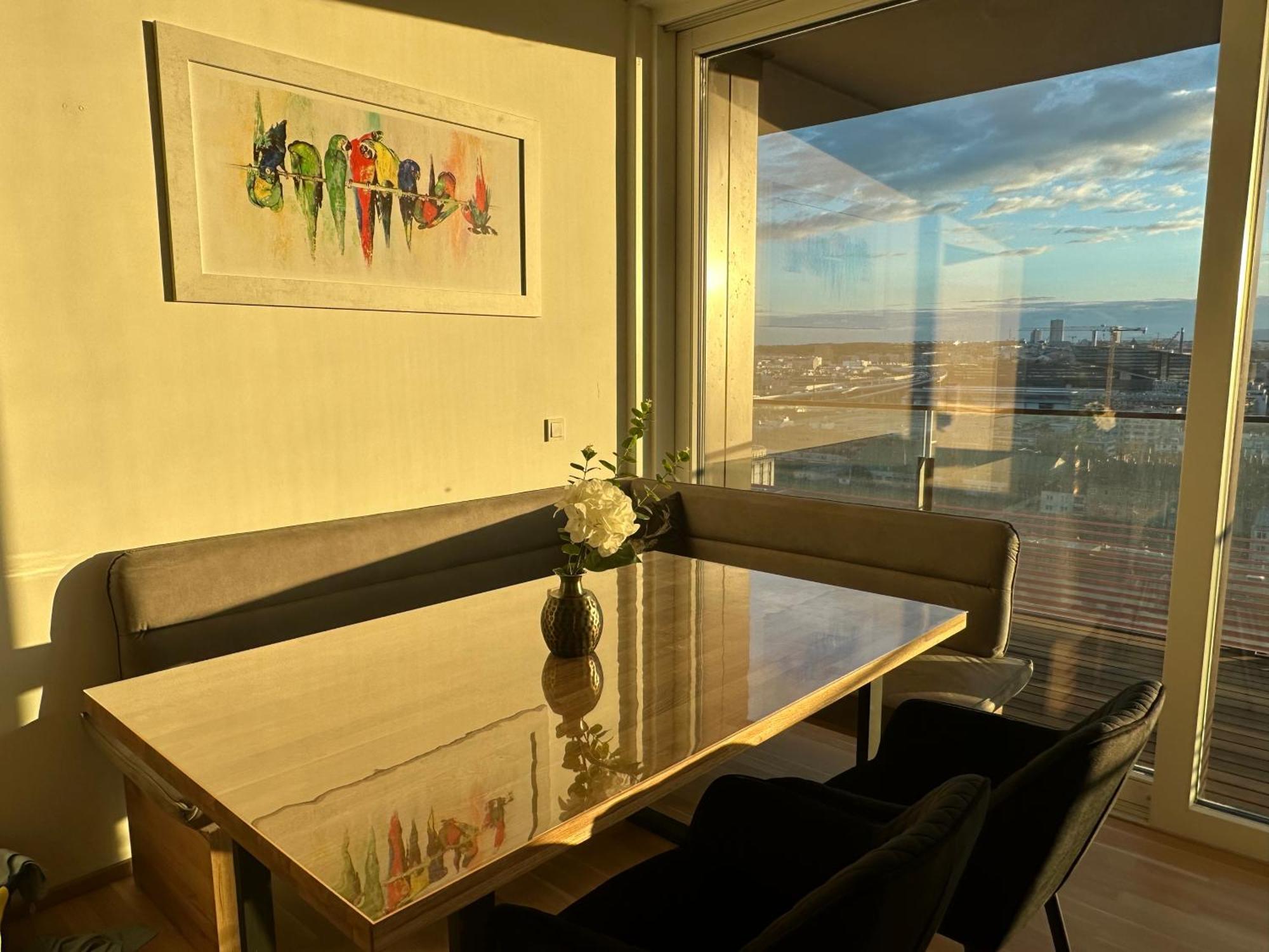 Panorama Sky Apartment I Rooftop Pool I Metro Station Viyana Dış mekan fotoğraf